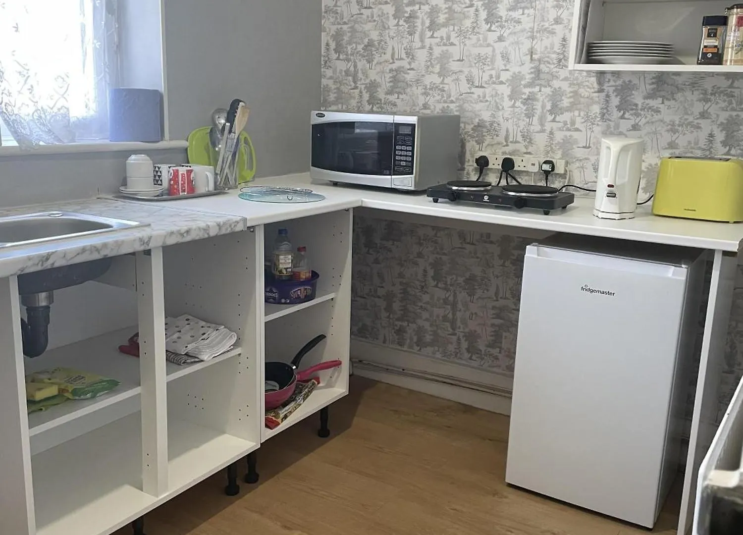 Hébergement de vacances Renovated 4-Bed Home - Sleeps 9 - Parking - Spa Blackpool